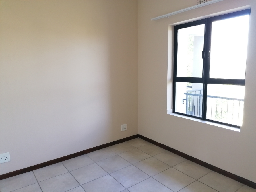 To Let 2 Bedroom Property for Rent in Buh Rein Estate Western Cape